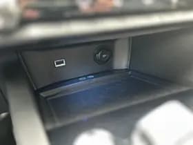 Peugeot 3008 1.2 PureTech Blue Lease Premium thumbnail 17