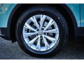 Volkswagen Tiguan thumbnail 11