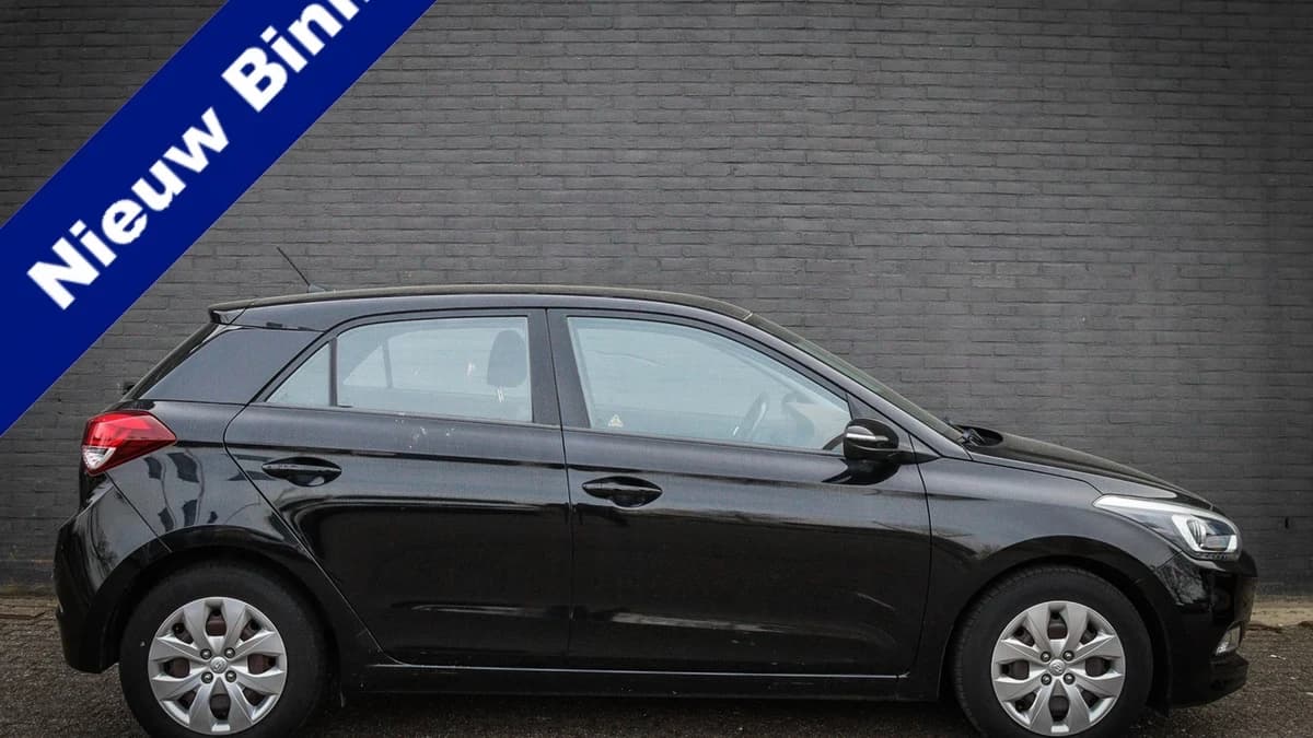 Hyundai I20 1.2 HP i-Motion Comfort Net binnen - Nu al te bezichtigen — foto 1