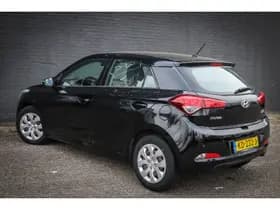 Hyundai i20 thumbnail 2