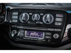 Volkswagen Up! thumbnail 5