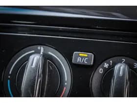 Volkswagen Up! thumbnail 7