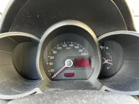 Kia Picanto thumbnail 8