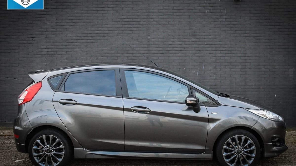 Ford Fiesta — foto 1