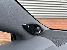 Toyota Corolla thumbnail 11