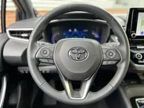 Toyota Corolla thumbnail 12