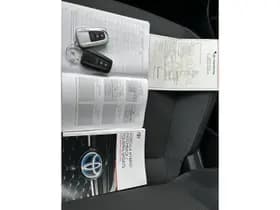 Toyota Corolla thumbnail 33