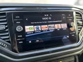 Volkswagen T-Roc thumbnail 14