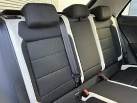 Volkswagen T-Roc thumbnail 22