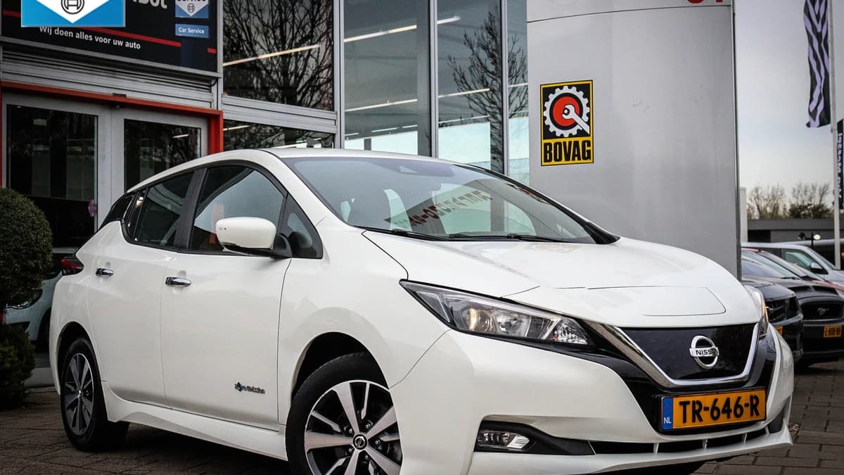 Nissan Leaf — foto 1