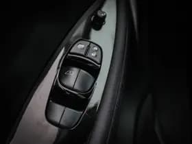 Nissan Leaf thumbnail 12