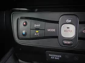 Nissan Leaf thumbnail 7