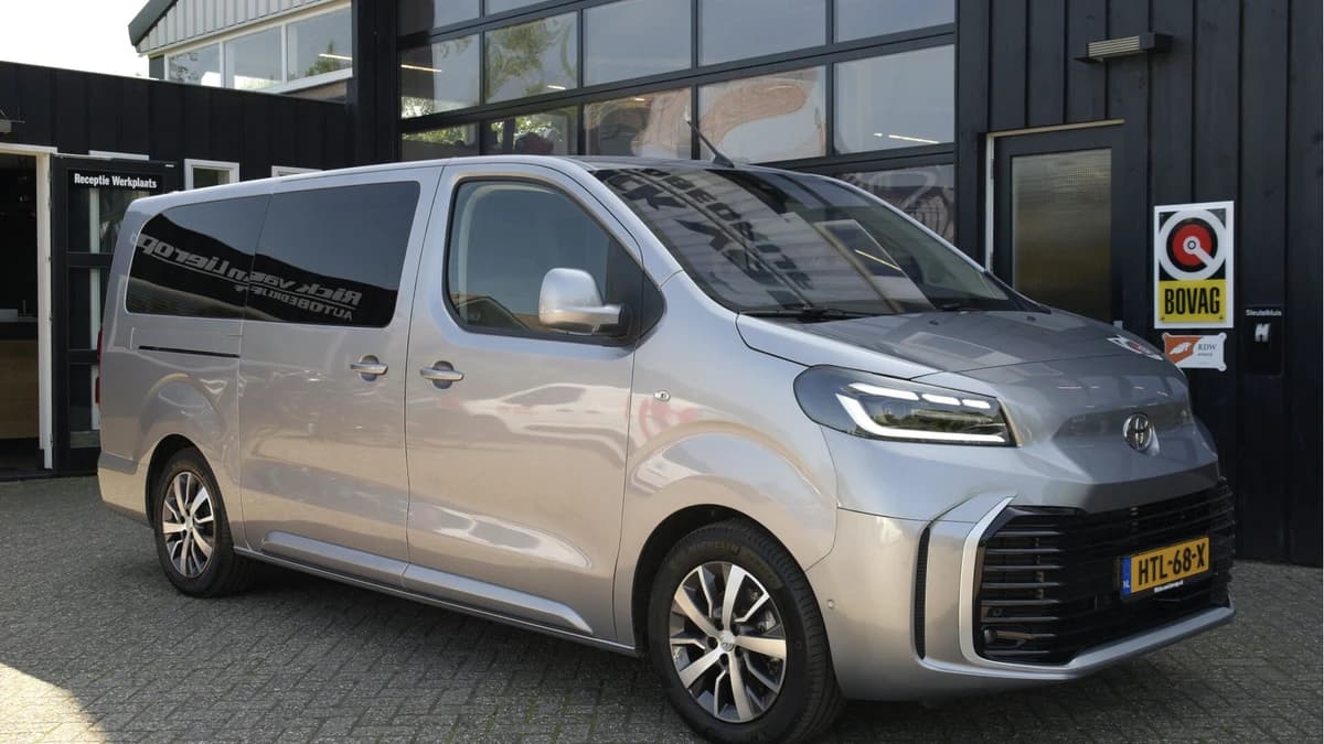 Toyota PROACE Electric Shuttle Long L3 Extra Range Executive 75 kWh — foto 1