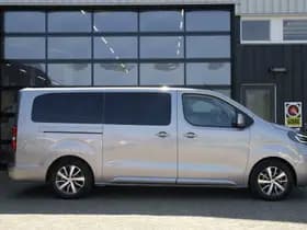Toyota PROACE Electric Shuttle Long L3 Extra Range Executive 75 kWh thumbnail 4