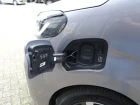 Toyota PROACE Electric Shuttle Long L3 Extra Range Executive 75 kWh thumbnail 35