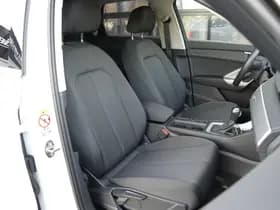 Audi Q3 35 TFSI Business Edition thumbnail 4