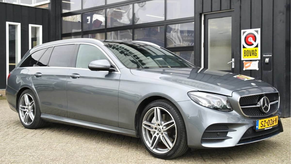 Mercedes-Benz E-Klasse Estate 200 Business Solution AMG — foto 1