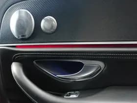 Mercedes-Benz E-Klasse Estate 200 Business Solution AMG thumbnail 32