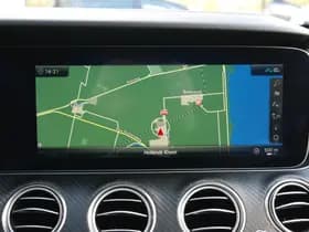 Mercedes-Benz E-Klasse Estate 200 Business Solution AMG thumbnail 37