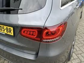 Mercedes-Benz GLC 200 Premium AMG thumbnail 24