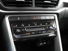 Volkswagen T-Roc 1.5 TSI Life Business thumbnail 9