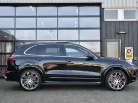 Porsche Cayenne 3.0 S E-Hybrid thumbnail 4