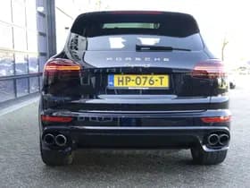 Porsche Cayenne 3.0 S E-Hybrid thumbnail 32