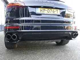 Porsche Cayenne 3.0 S E-Hybrid thumbnail 33
