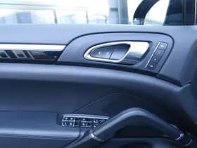 Porsche Cayenne 3.0 S E-Hybrid thumbnail 39