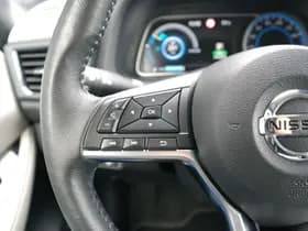 Nissan Leaf Tekna 40 kWh thumbnail 14