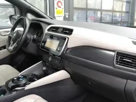 Nissan Leaf Tekna 40 kWh thumbnail 4