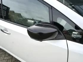 Nissan Leaf Tekna 40 kWh thumbnail 32