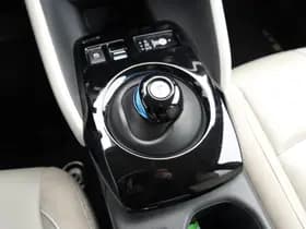 Nissan Leaf Tekna 40 kWh thumbnail 7