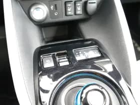 Nissan Leaf Tekna 40 kWh thumbnail 8