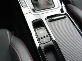 Kia ProCeed 1.6 T-GDi GT thumbnail 9