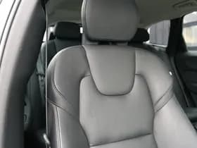 Volvo XC60 2.0 B5 Momentum Pro thumbnail 20