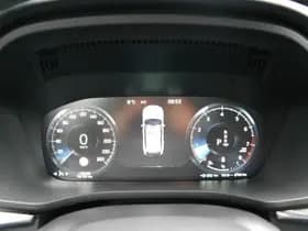 Volvo XC60 2.0 B5 Momentum Pro thumbnail 30