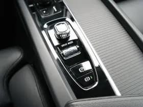 Volvo XC60 2.0 B5 Momentum Pro thumbnail 35