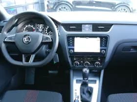 Škoda Octavia Combi 1.5 TSI Greentech Sport Business Automaat thumbnail 6