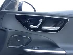 Mercedes-Benz C-Klasse Estate 300 e AMG Line thumbnail 46