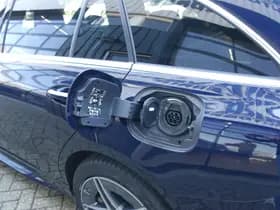 Mercedes-Benz C-Klasse Estate 300 e AMG Line thumbnail 50