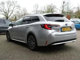Toyota Corolla Touring Sports 1.8 Hybrid First Edition thumbnail 28