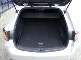 Toyota Corolla Touring Sports 1.8 Hybrid First Edition thumbnail 30