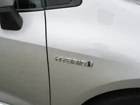 Toyota Corolla Touring Sports 1.8 Hybrid First Edition thumbnail 38