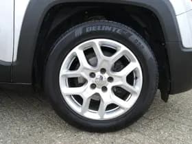 Jeep Renegade thumbnail 16