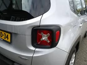 Jeep Renegade thumbnail 18