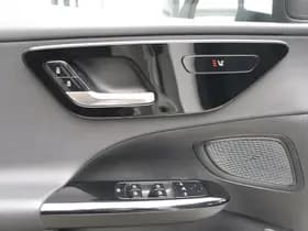 Mercedes-Benz C-Klasse 180 Business Line thumbnail 22