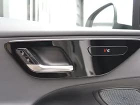 Mercedes-Benz C-Klasse 180 Business Line thumbnail 35