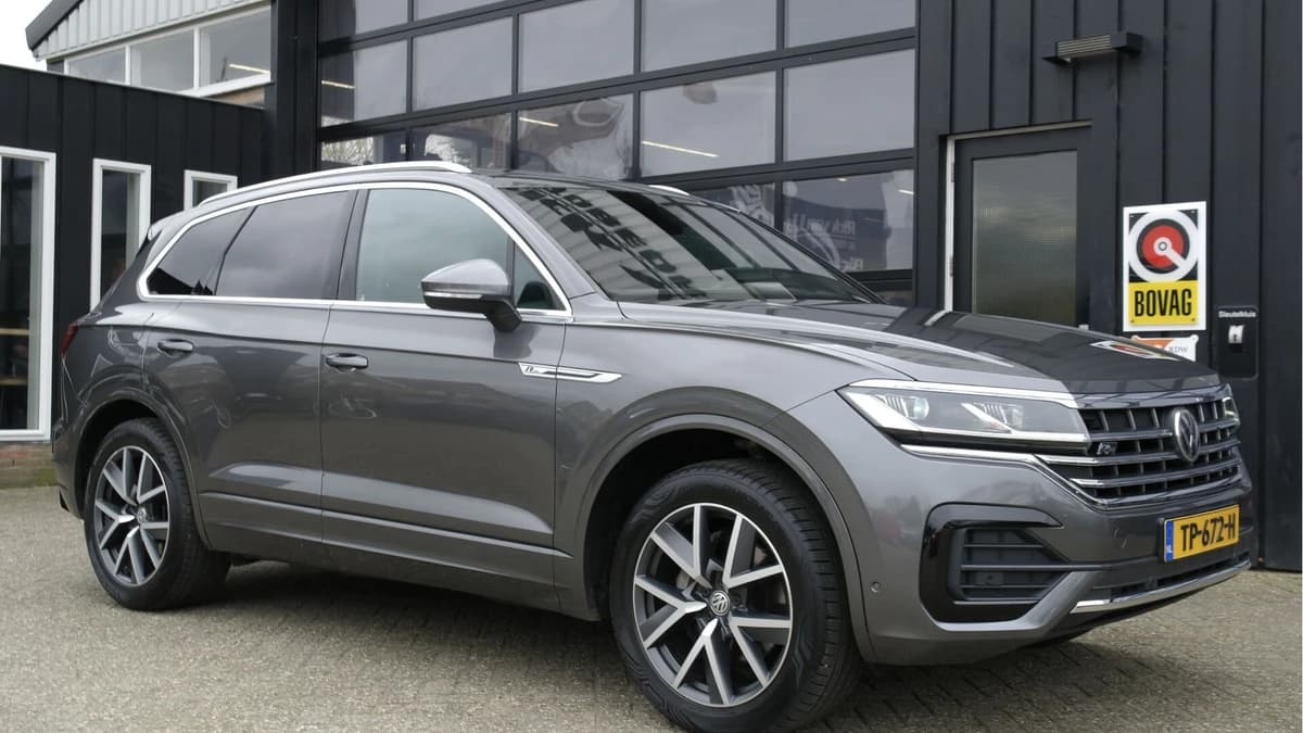 Volkswagen Touareg 3.0 TDI R-Line Automaat — foto 1