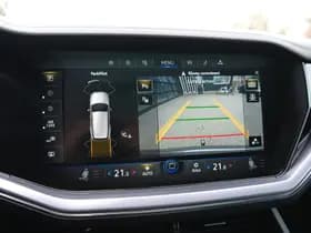 Volkswagen Touareg 3.0 TDI R-Line Automaat thumbnail 17